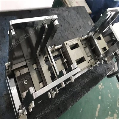 Mașină automată de inserție EI